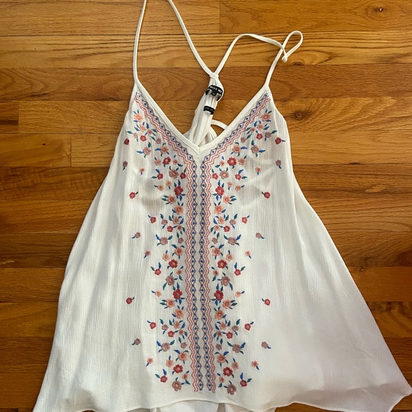 Miss Me flower 🌸 flowy tank ❤️😊😍 - Picture 1 of 5